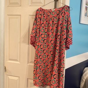 EUC cold shoulder Crown & Ivy dress